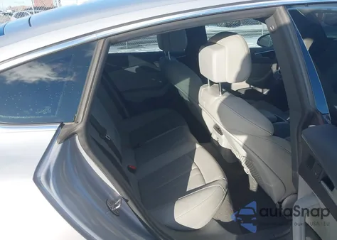 2018 Audi A5 2.0T Premium z USA, uszkodzony, nr VIN WAUENCF54JA019977